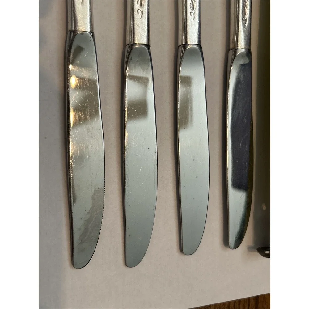 1847‎ Rogers Bros SILVER LACE Knife IS Silverplate 1968 Set of 4